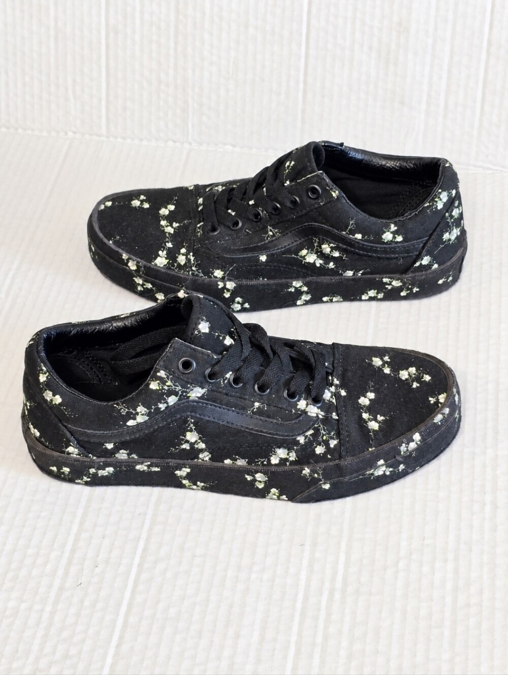 Vans Old Skool Floral Sneakers Women’s 7.5 Men's 6 Black Garden Floral 500714